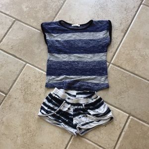 Nice summer outfit (final sale pay shipping)